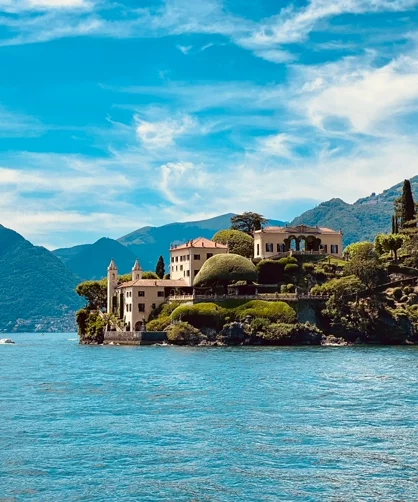 Villa del Loto